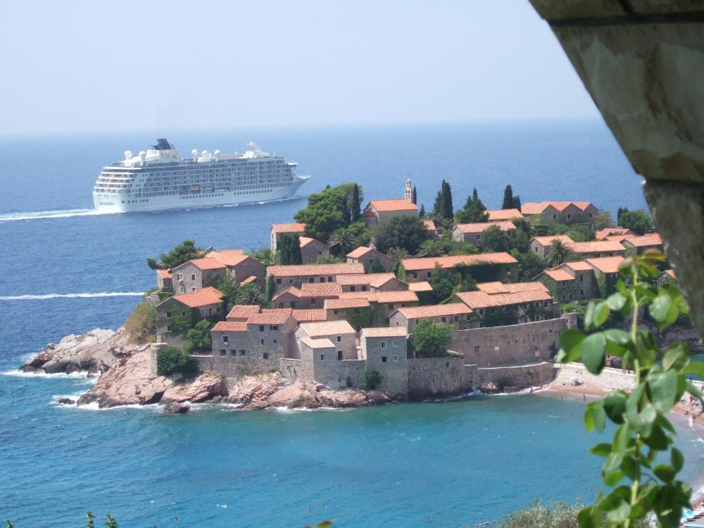 Apartments And Rooms Drago Sveti Stefan Room photo