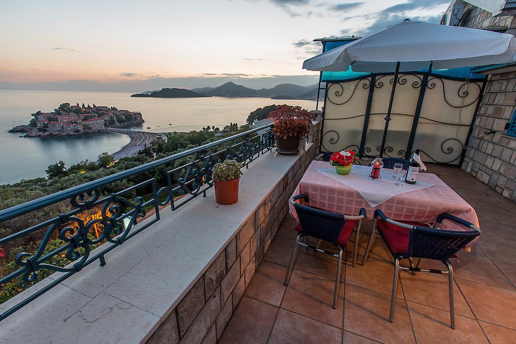 Apartments And Rooms Drago Sveti Stefan Exterior photo